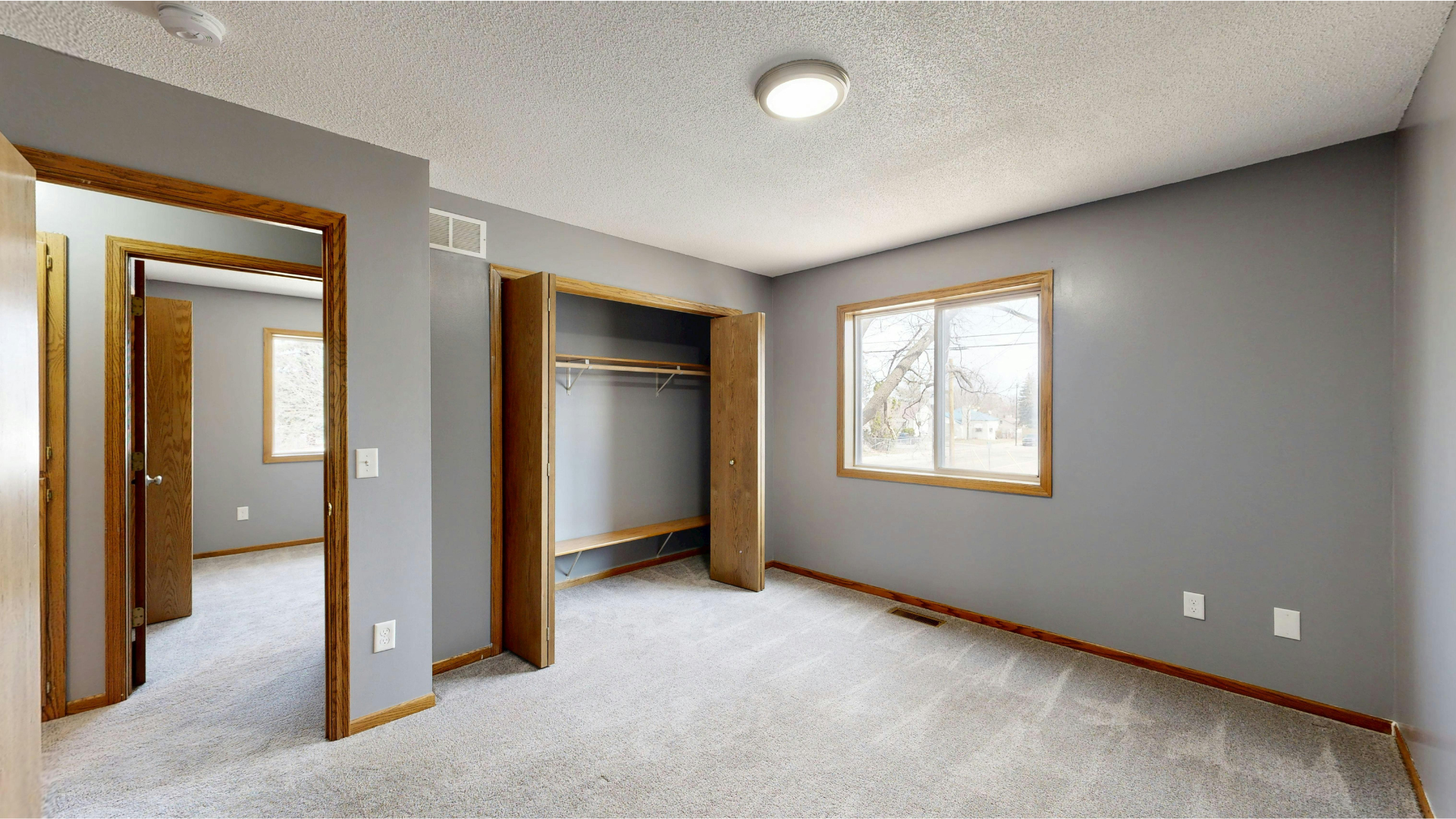 Bright room with freshly cleaned plush carpet
